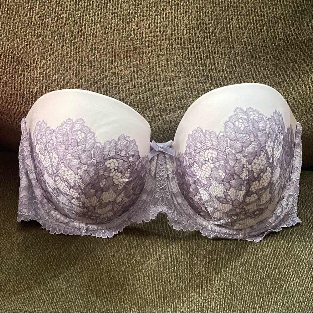 Victoria’s Secret bra